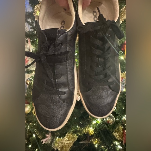Coach Lowline Sneakers Charcoal Black Leather with Logo Cream Soles Women’s 8B - Picture 1 of 7